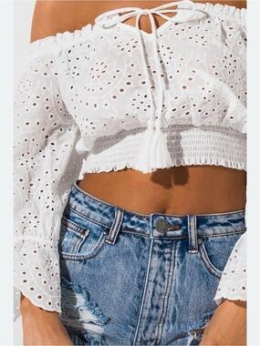 Flying Tomato White Eyelet Off-Shoulder Crop Top Gyspy BOHO Women Sz L